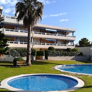 gran-terraza-jardn-privado-piscina-playa-cercana-wifi.top-hotels-tarragona.com/